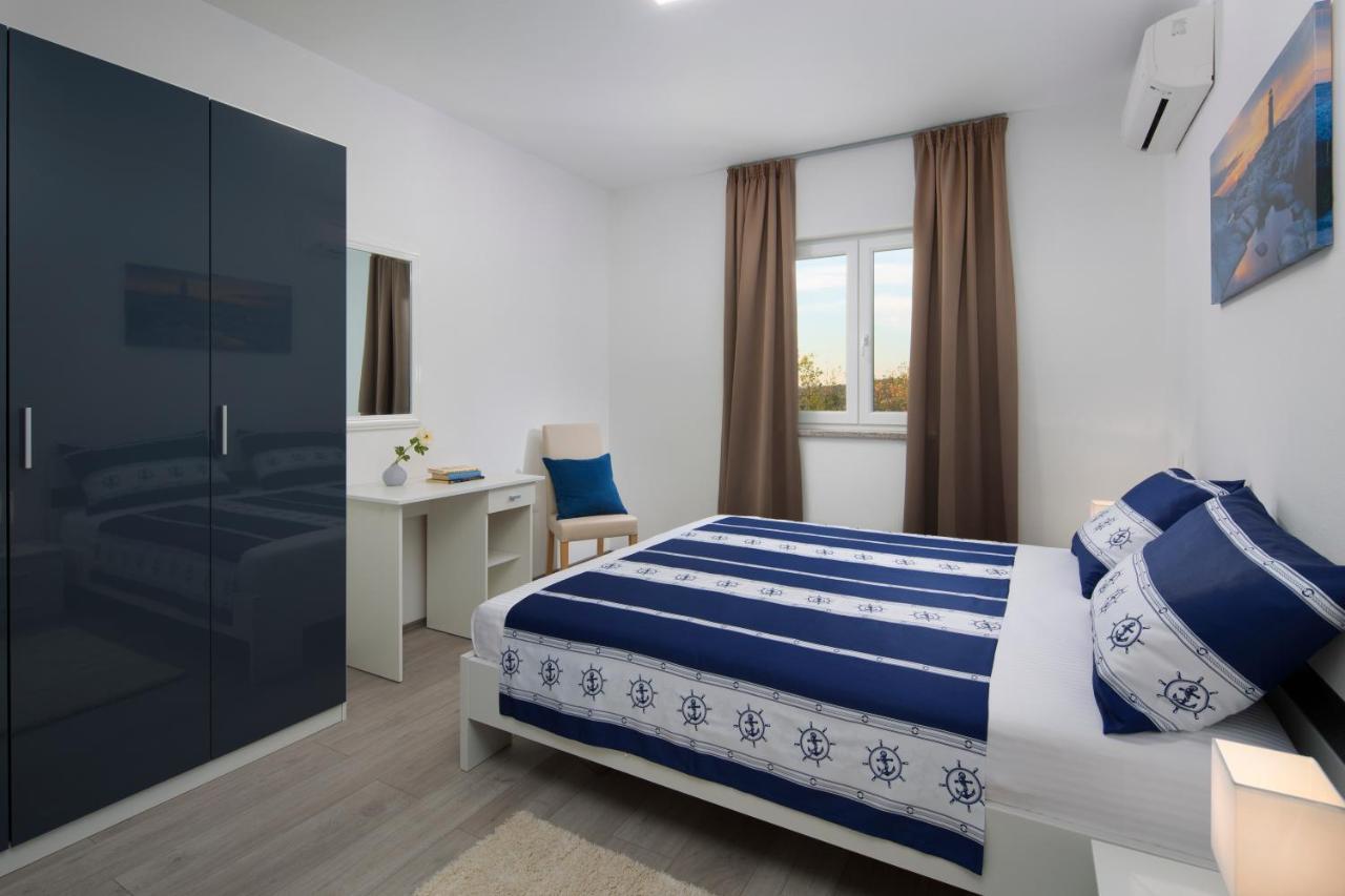 Villa Bella Vista Koromačno المظهر الخارجي الصورة